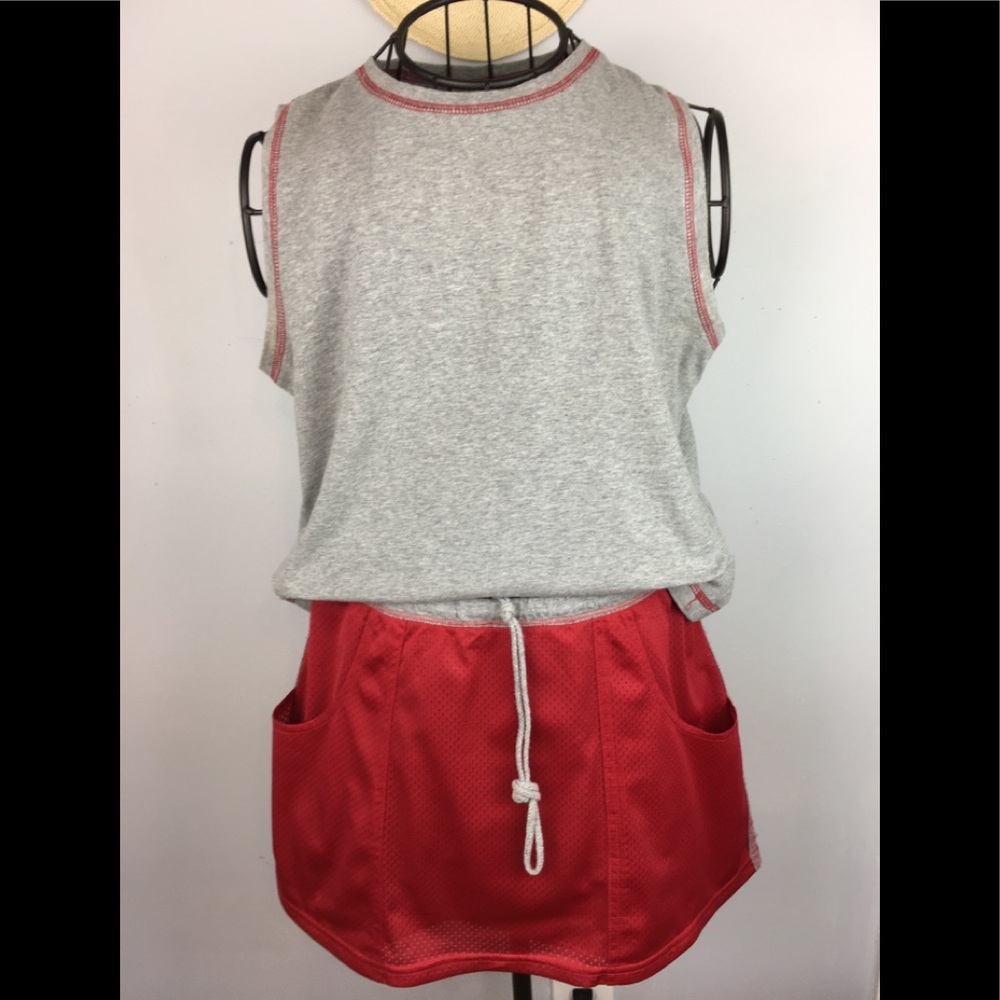 Tail Red and gray tennis outfit or golf